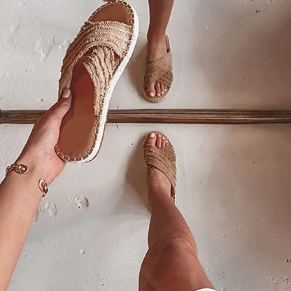 Podporné a štýlové ortopedické letné topánky Flats