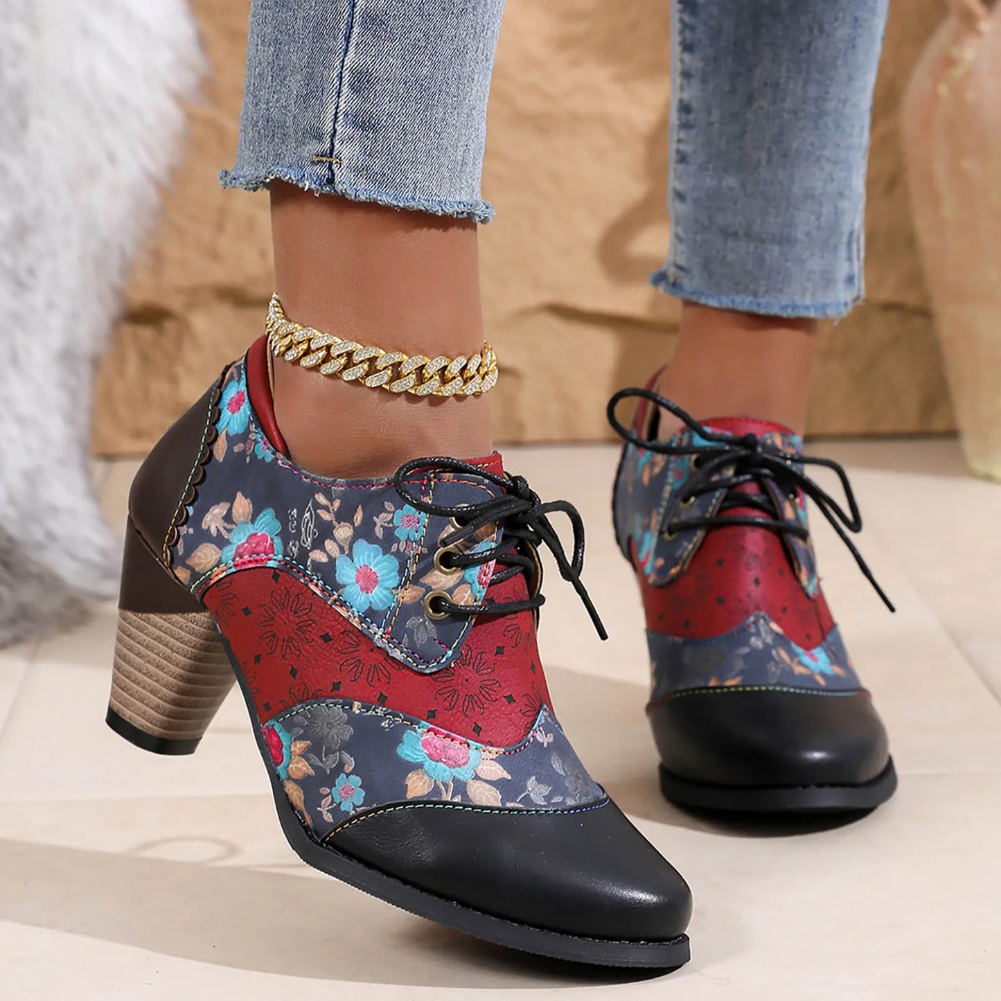 Bohémske ženy PU kožené topánky etnický štýl čipky do módy ležérne Vintage topánky zips vysoký podpätok krátke topánky Botas Mujer