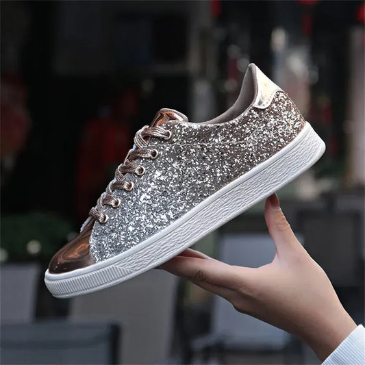 Dámske strieborné trblietavé tenisky Slip-On